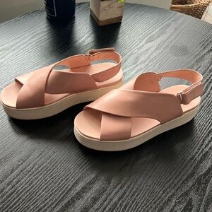 Vince sandals